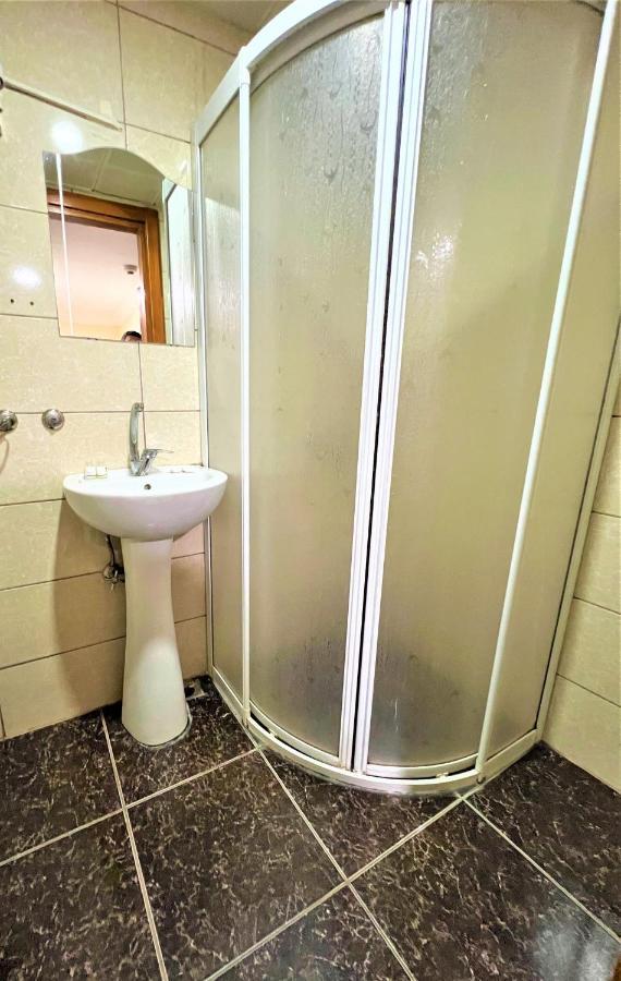 Viva Hotel Yenikapi - Istambul Extérieur photo